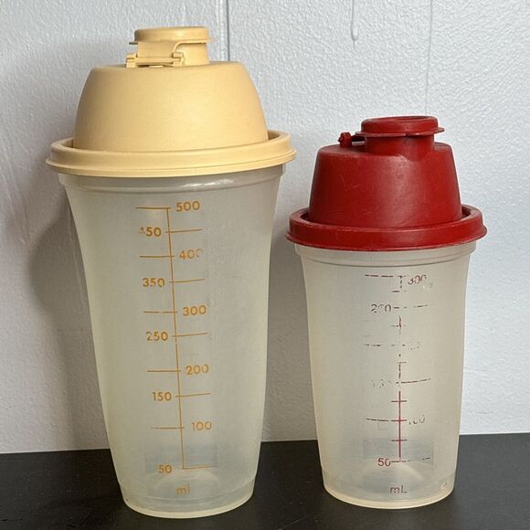 Tupperware Quick Shake Shaker Mixer Blender No Inserts - #844 #1900 Lot Of 2 - Picture 1 of 8